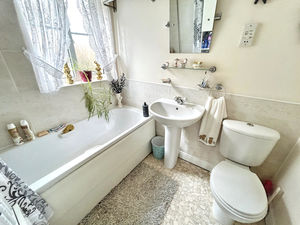 Photo 21- click for photo gallery